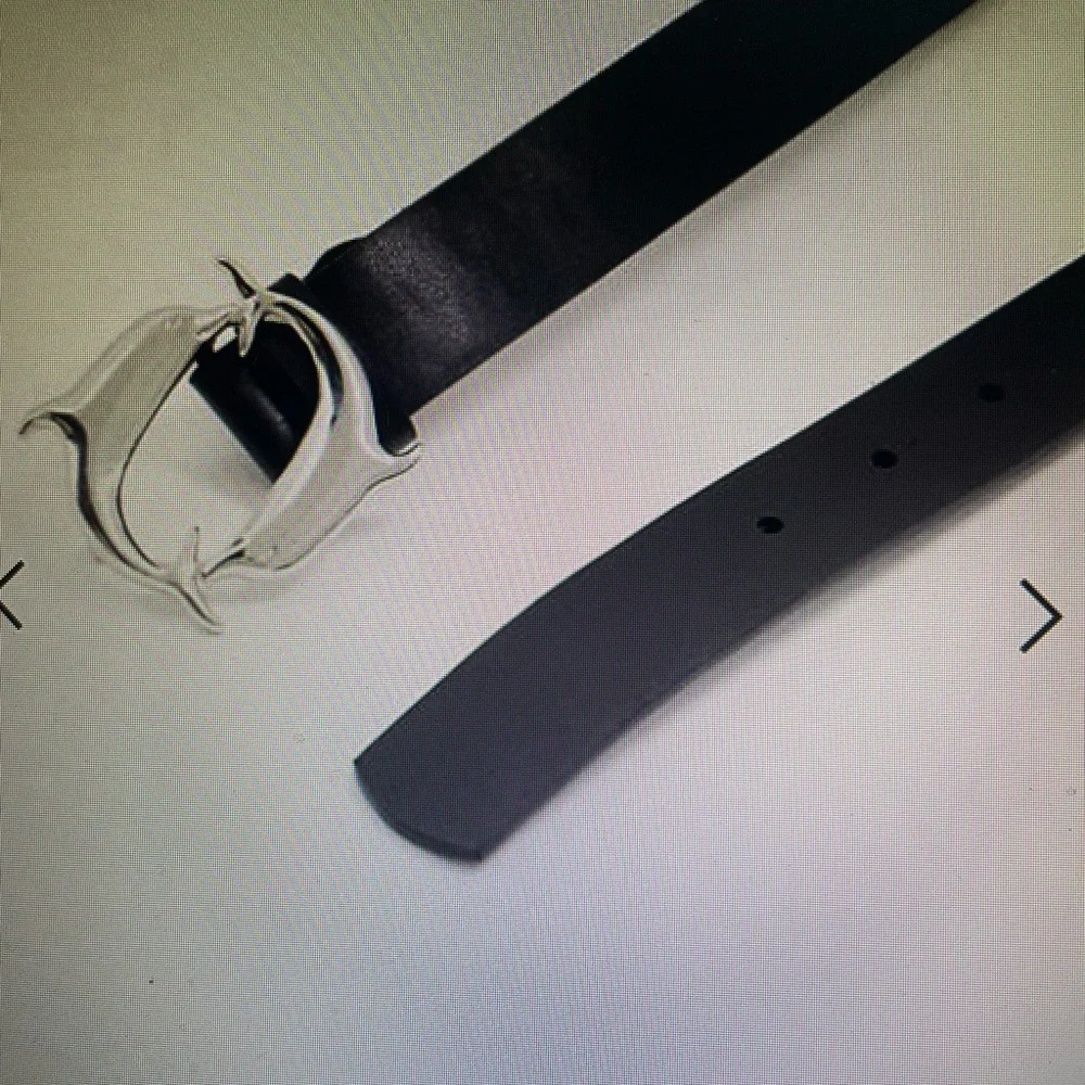 New ASOS black faux leather dolphins buckle belt - Picture 4 of 5